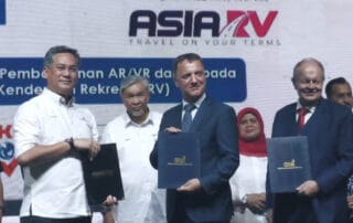 The signing ceremony, which took place on September 27 at Ekspo TVET@KKDW 2024 in Melaka, was witnessed by YAB Dato' Seri Dr. Ahmad Zahid bin Hamidi, Deputy Prime Minister of Malaysia.